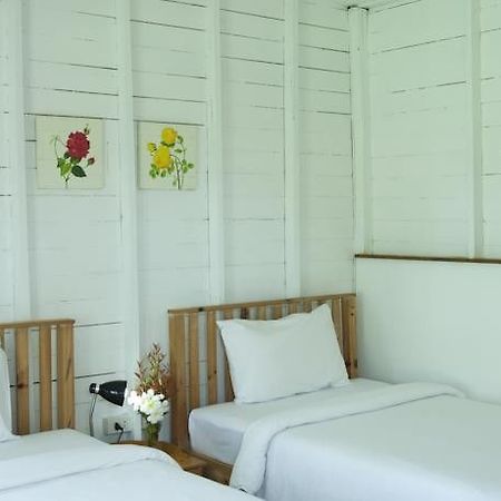 Sunshine Inn Resort Khao Lak Ngoại thất bức ảnh