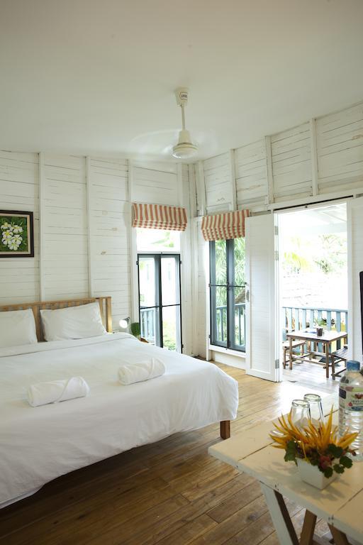 Sunshine Inn Resort Khao Lak Phòng bức ảnh