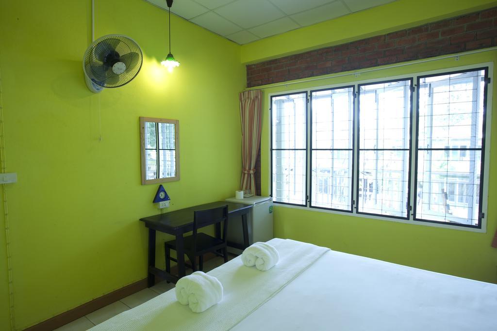 Sunshine Inn Resort Khao Lak Ngoại thất bức ảnh
